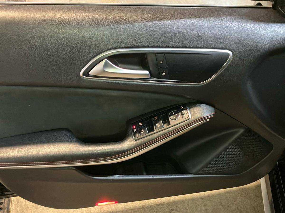 mercedes-benz-classe-a-2015-gasolina-1991cc