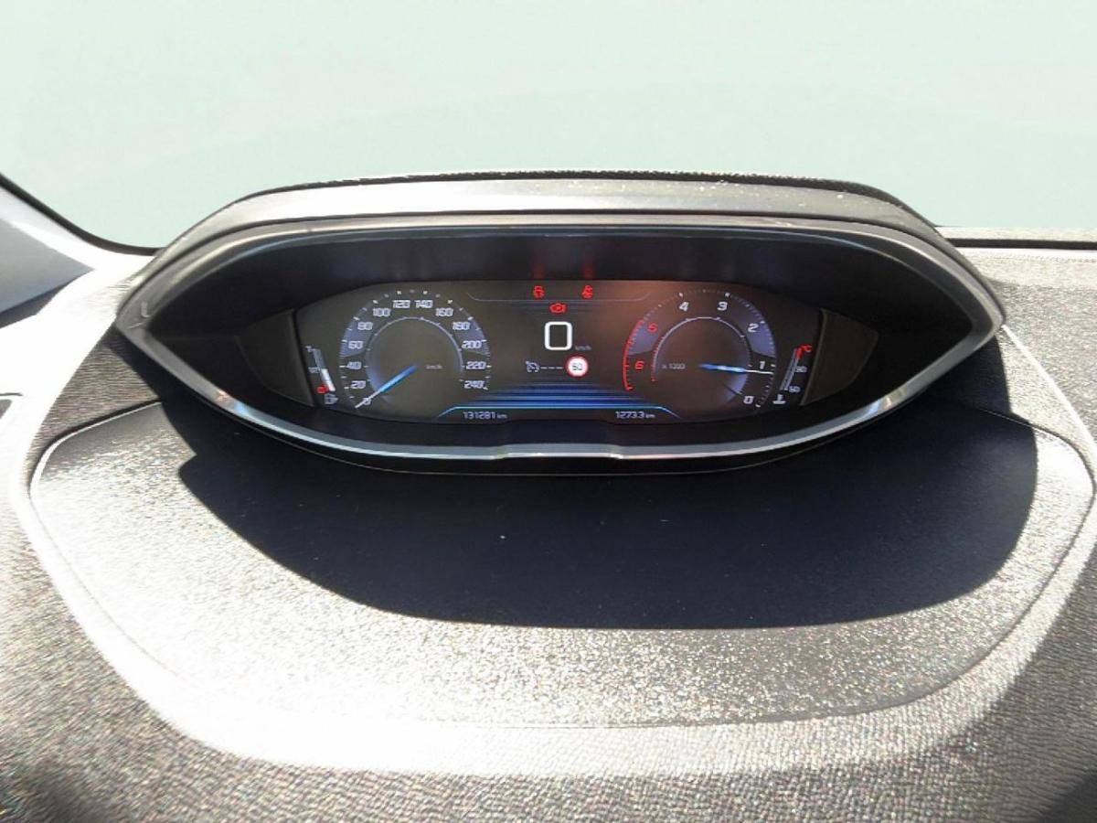 peugeot-3008-2017-diesel-1499cc