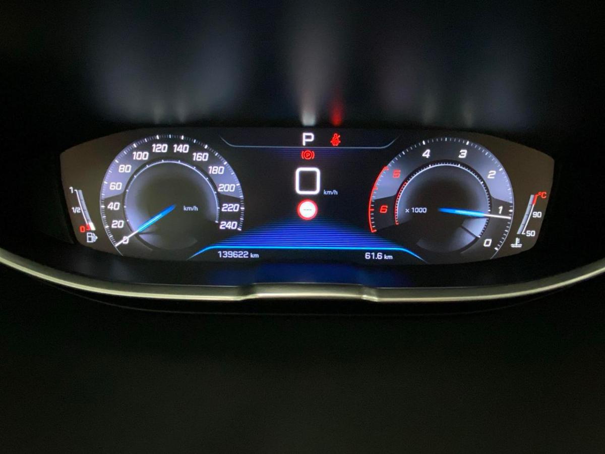 peugeot-5008-2018-diesel-1499cc