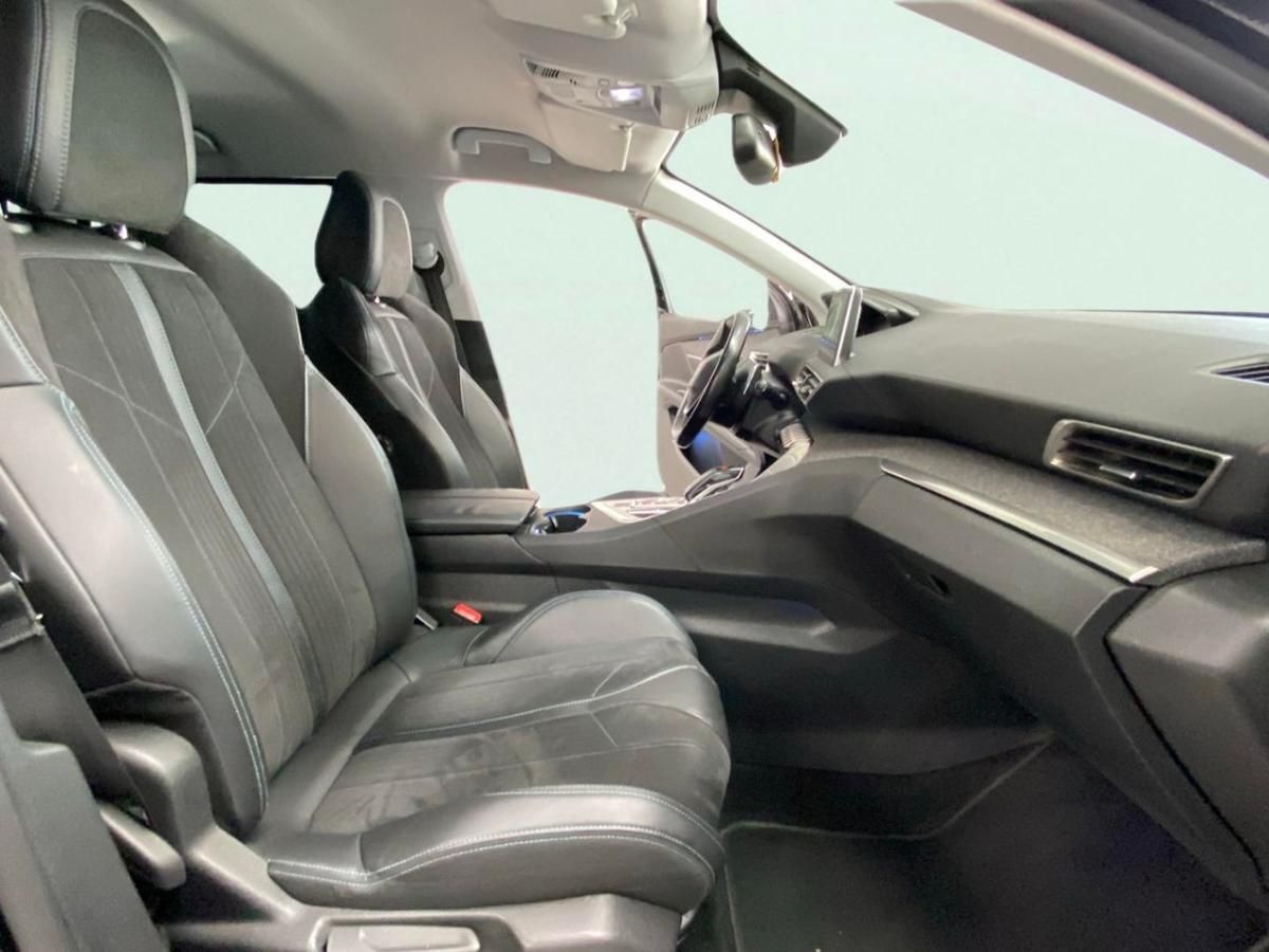 peugeot-5008-2018-diesel-1499cc