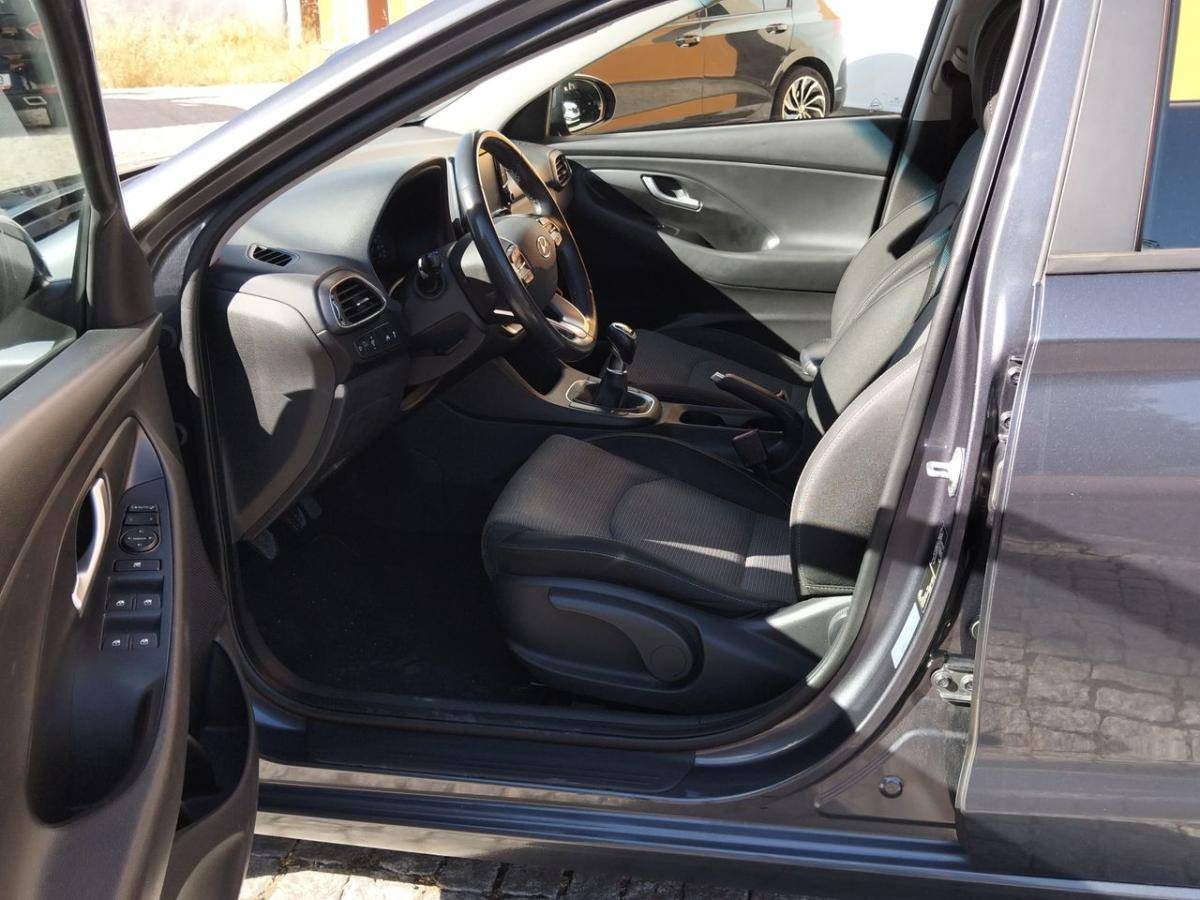 hyundai-i30-2018-gasolina-998cc