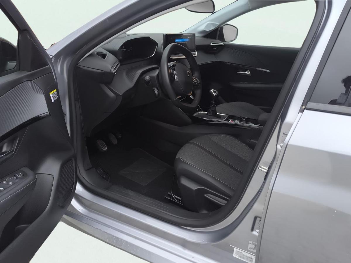 peugeot-208-2024-gasolina-1199cc