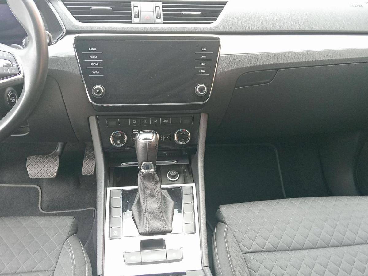 skoda-superb-2022-diesel-1968cc