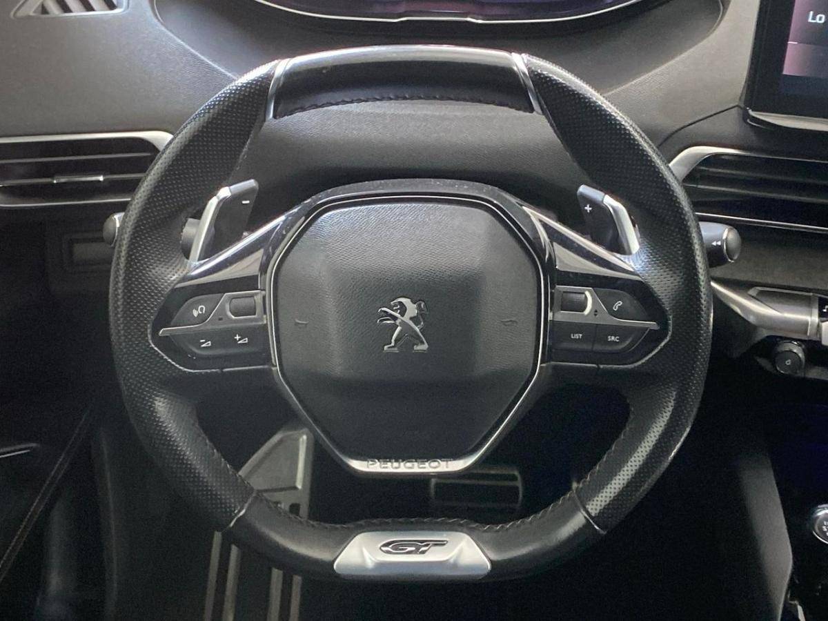 peugeot-5008-2022-diesel-1499cc