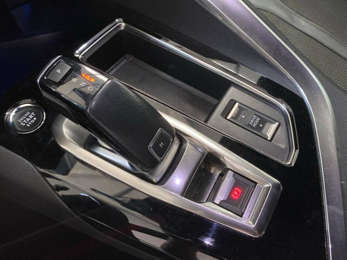 peugeot-5008-2022-diesel-1499cc