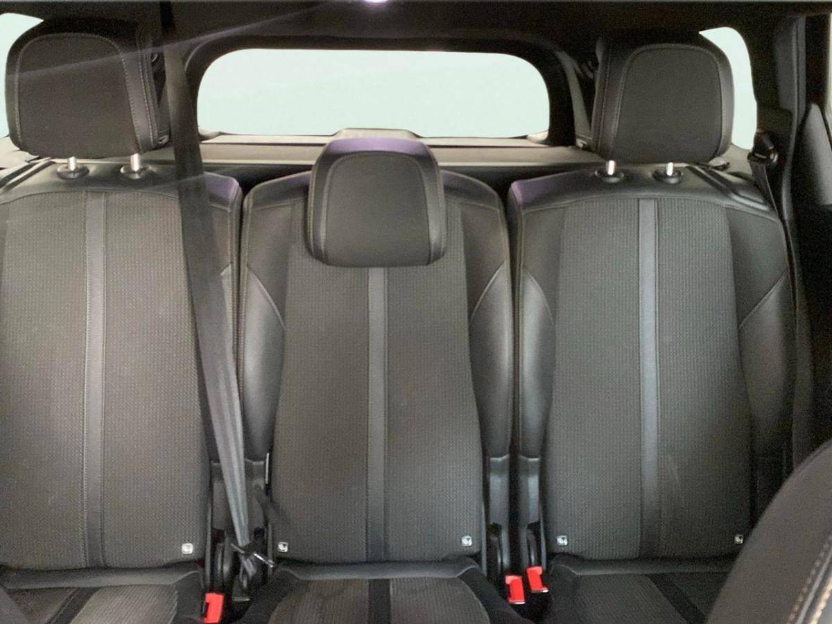 peugeot-5008-2022-diesel-1499cc