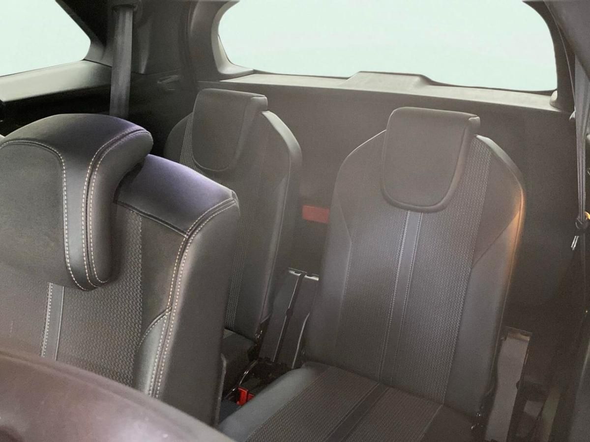 peugeot-5008-2022-diesel-1499cc