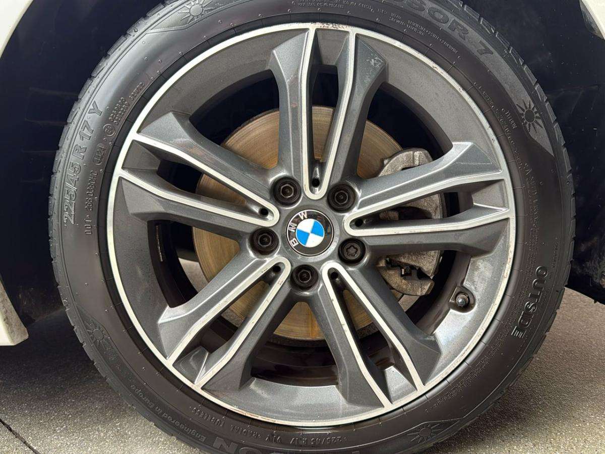 bmw-serie-1-2020-diesel-1496cc