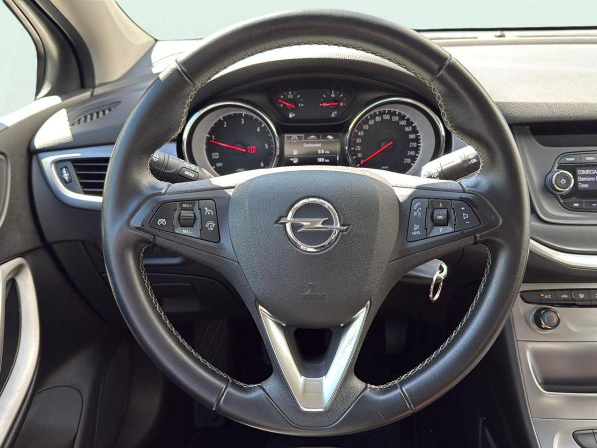 opel-astra-2018-diesel-1598cc