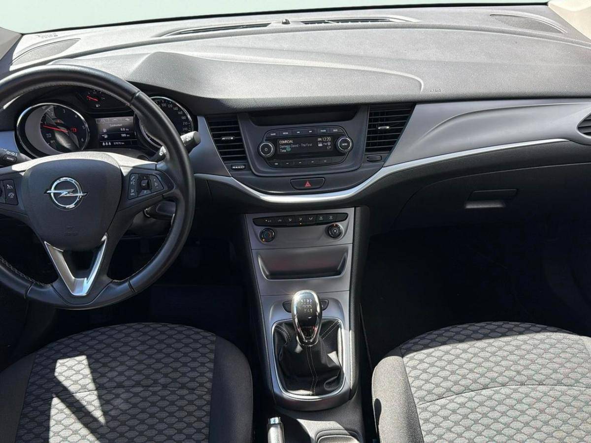 opel-astra-2018-diesel-1598cc