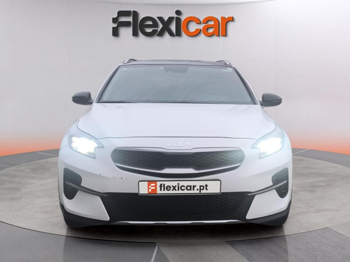 kia-xceed-2022-gasolina-998cc