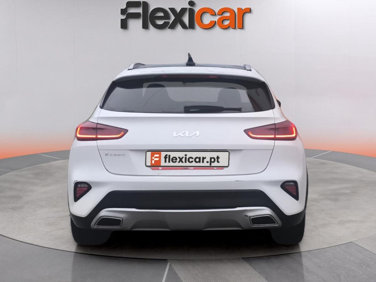 kia-xceed-2022-gasolina-998cc