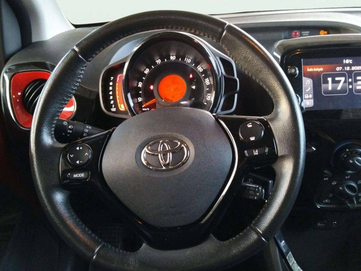 toyota-aygo-2021-gasolina-999cc