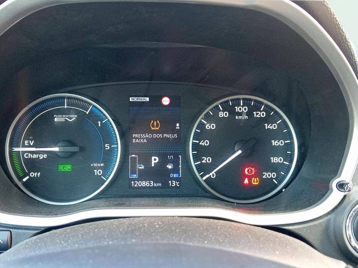 mitsubishi-eclipse-cross-2022-hibrido-a-gasolina-2360cc