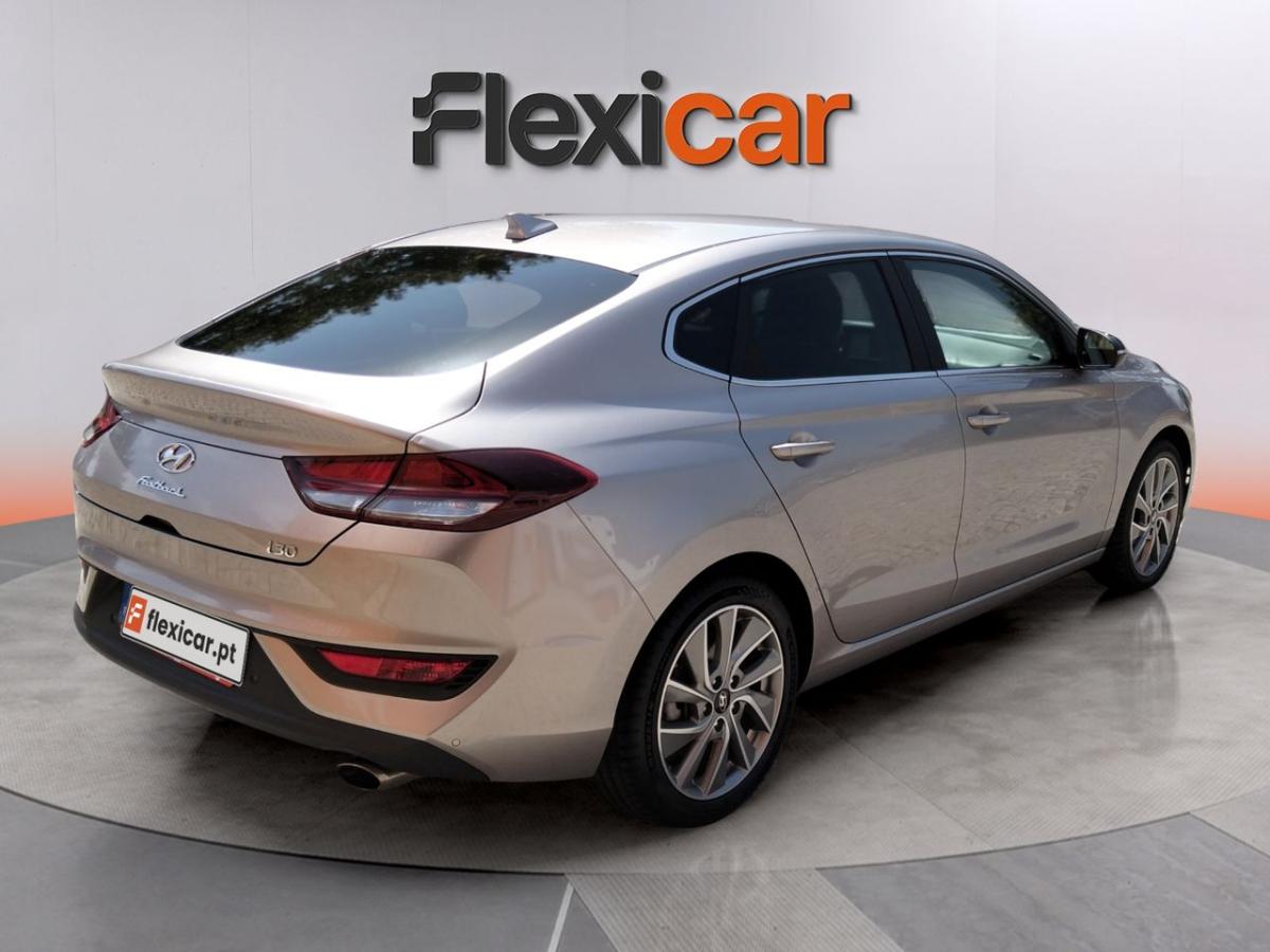 hyundai-i30-2018-gasolina-998cc