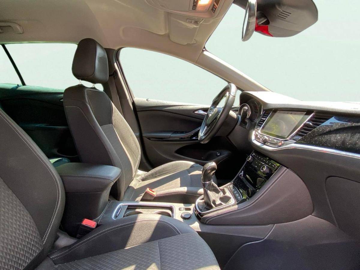 opel-astra-sport-tourer-2017-diesel-1598cc