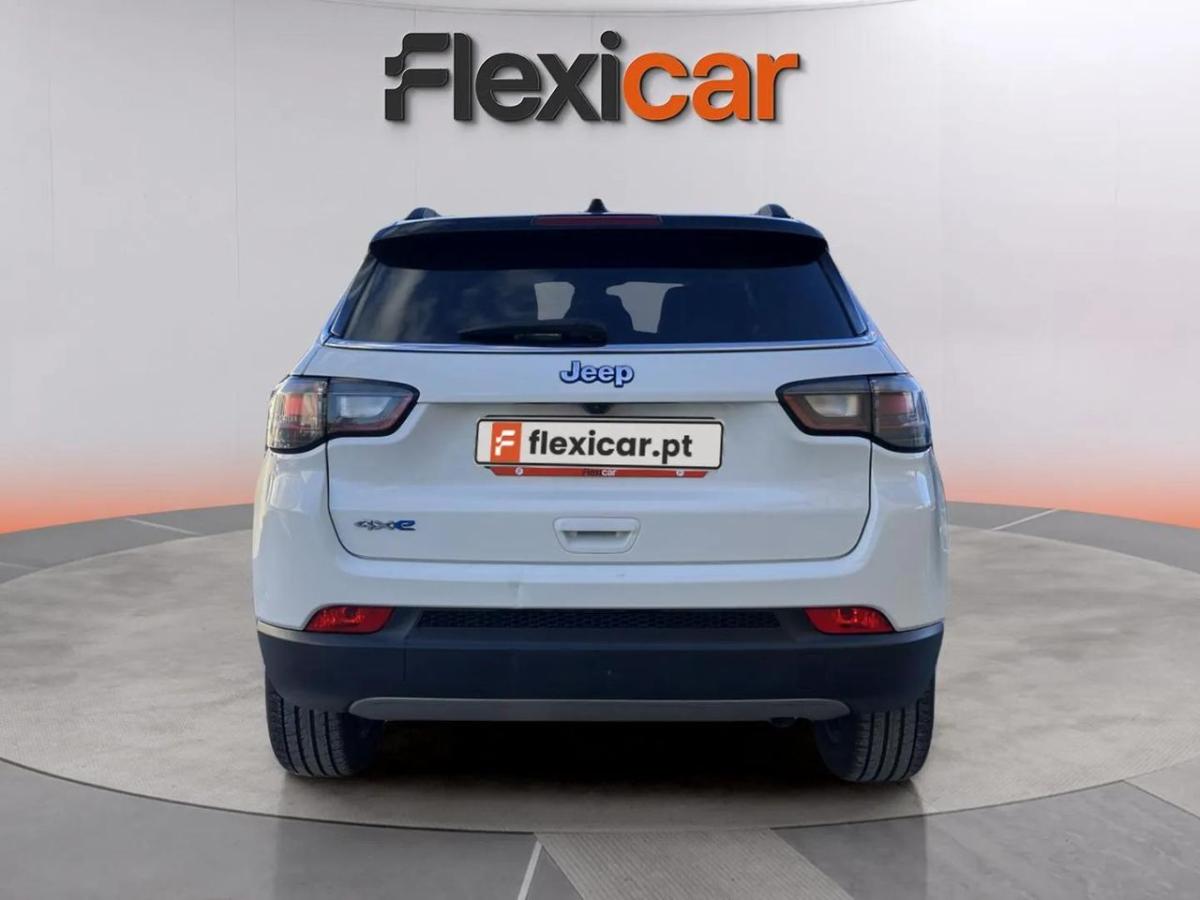jeep-compass-2023-hibrido-a-gasolina-1332cc