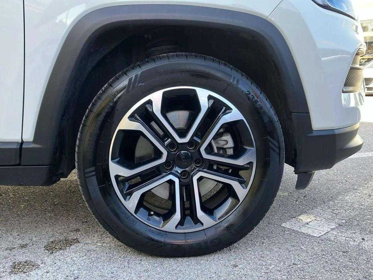 jeep-compass-2023-hibrido-a-gasolina-1332cc