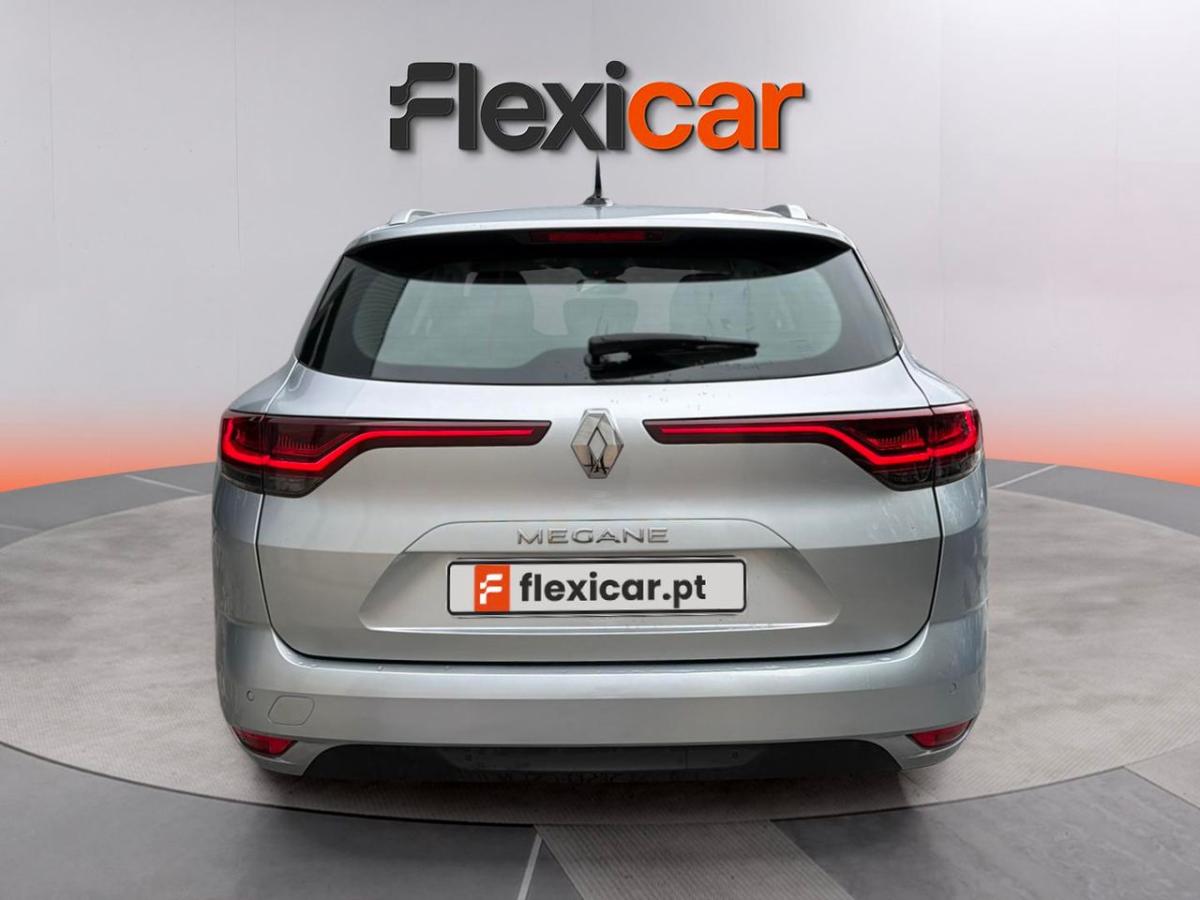 renault-megane-sport-tourer-2022-gasolina-999cc