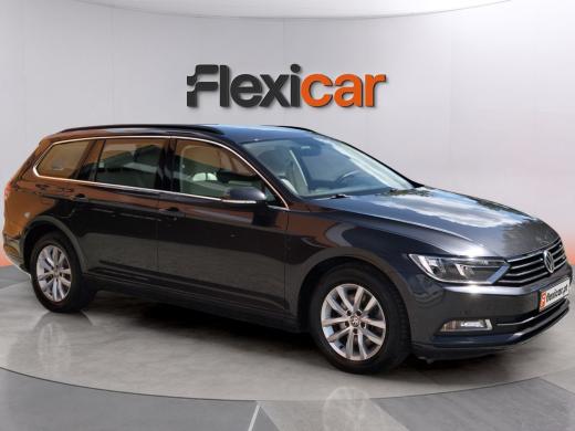 volkswagen-passat-variant-2018-diesel-1598cc