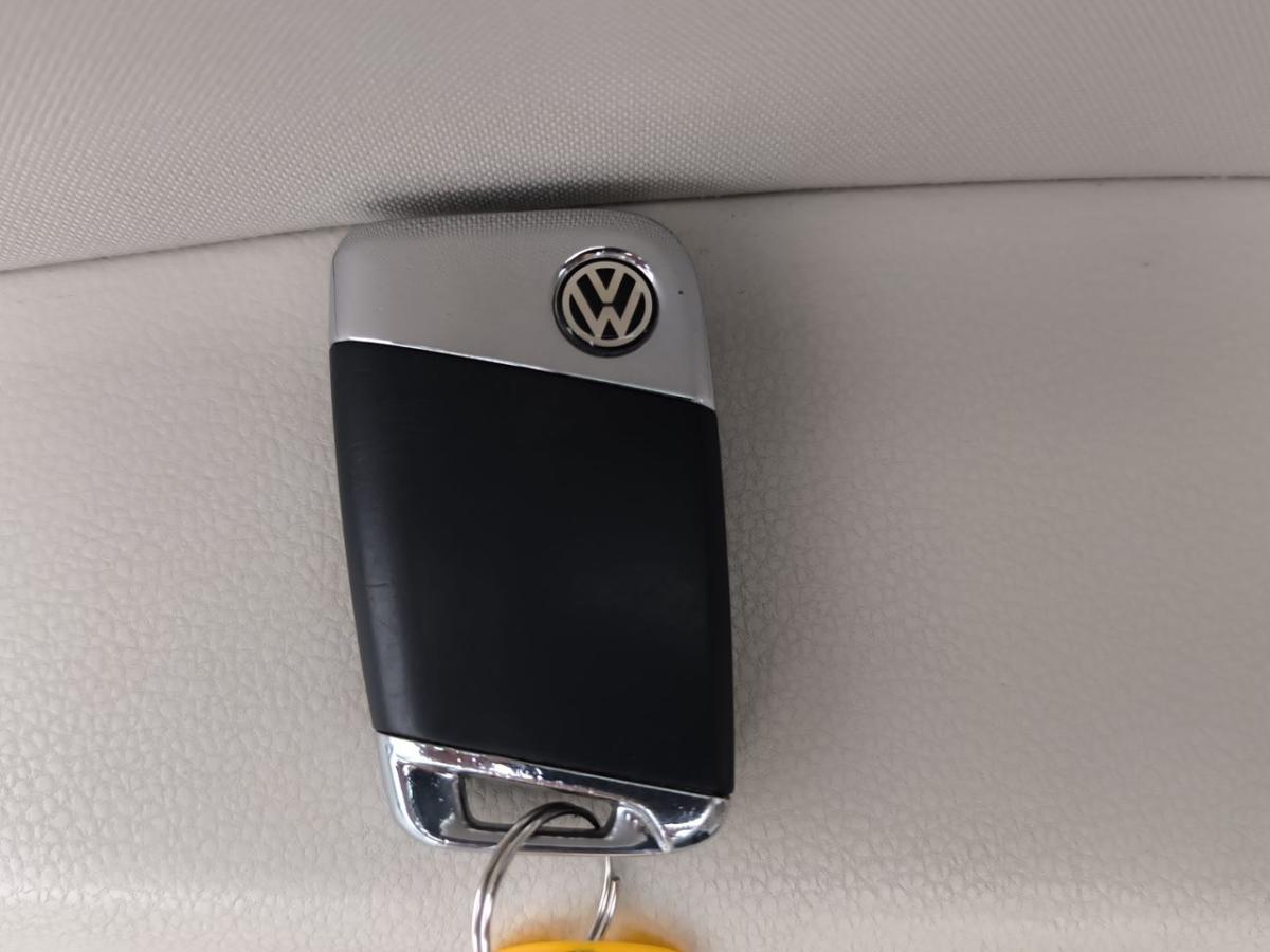 volkswagen-passat-variant-2018-diesel-1598cc