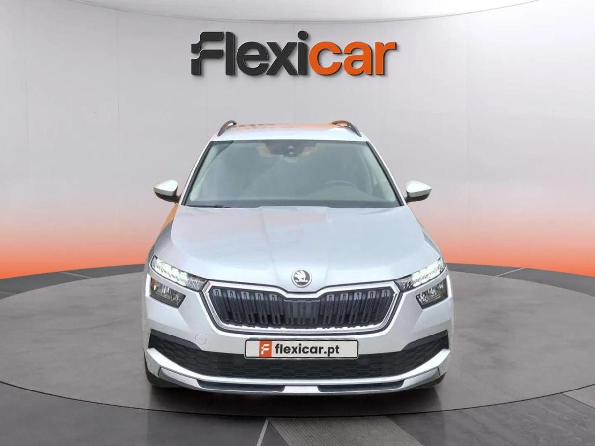 skoda-kamiq-2023-gasolina-999cc