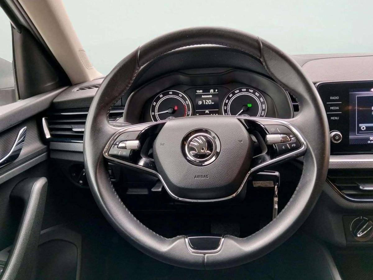 skoda-kamiq-2023-gasolina-999cc