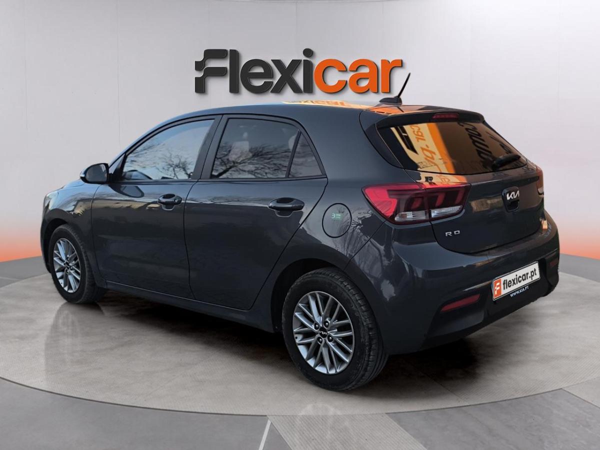 kia-rio-2022-gasolina-998cc
