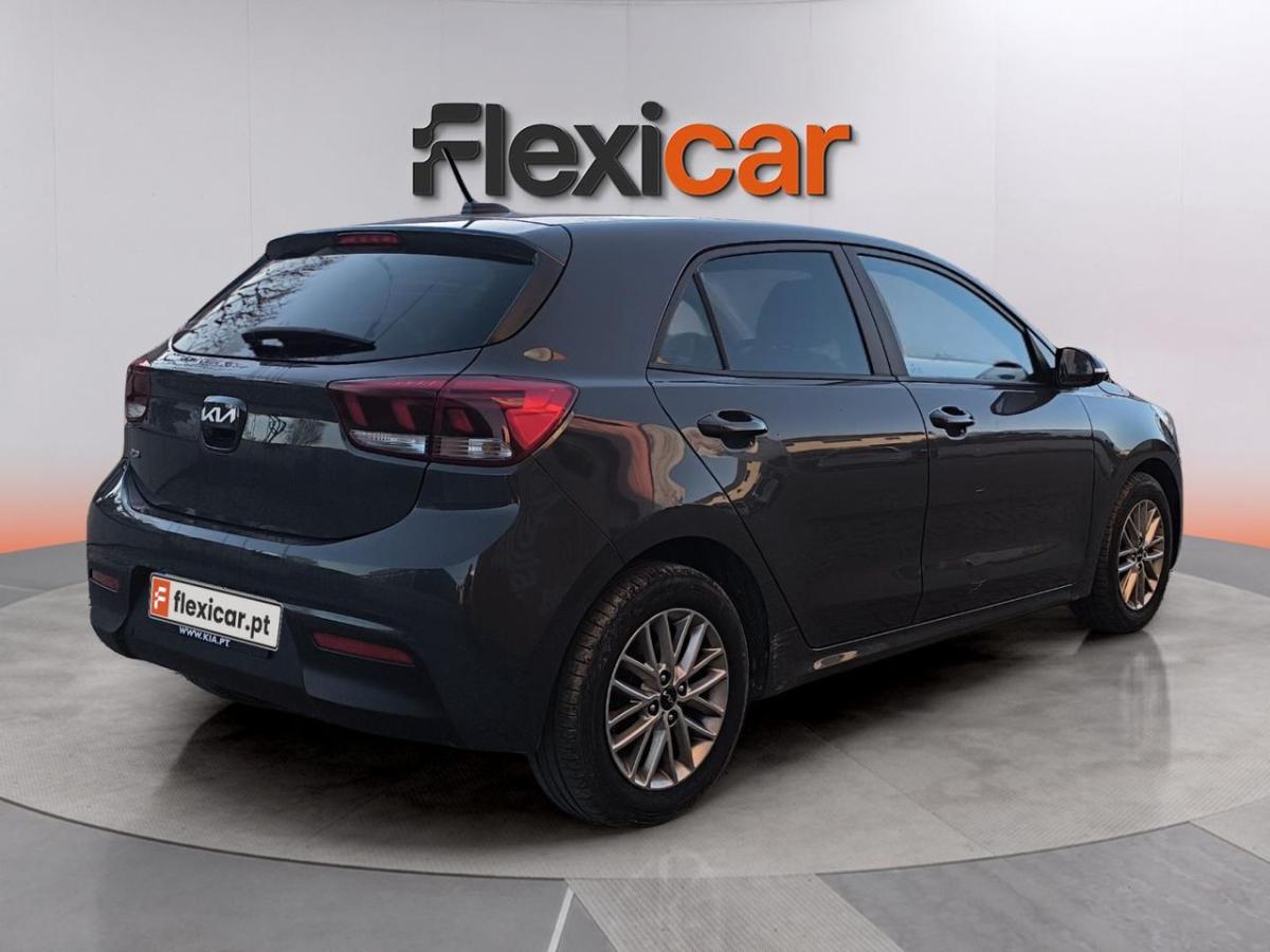 kia-rio-2022-gasolina-998cc