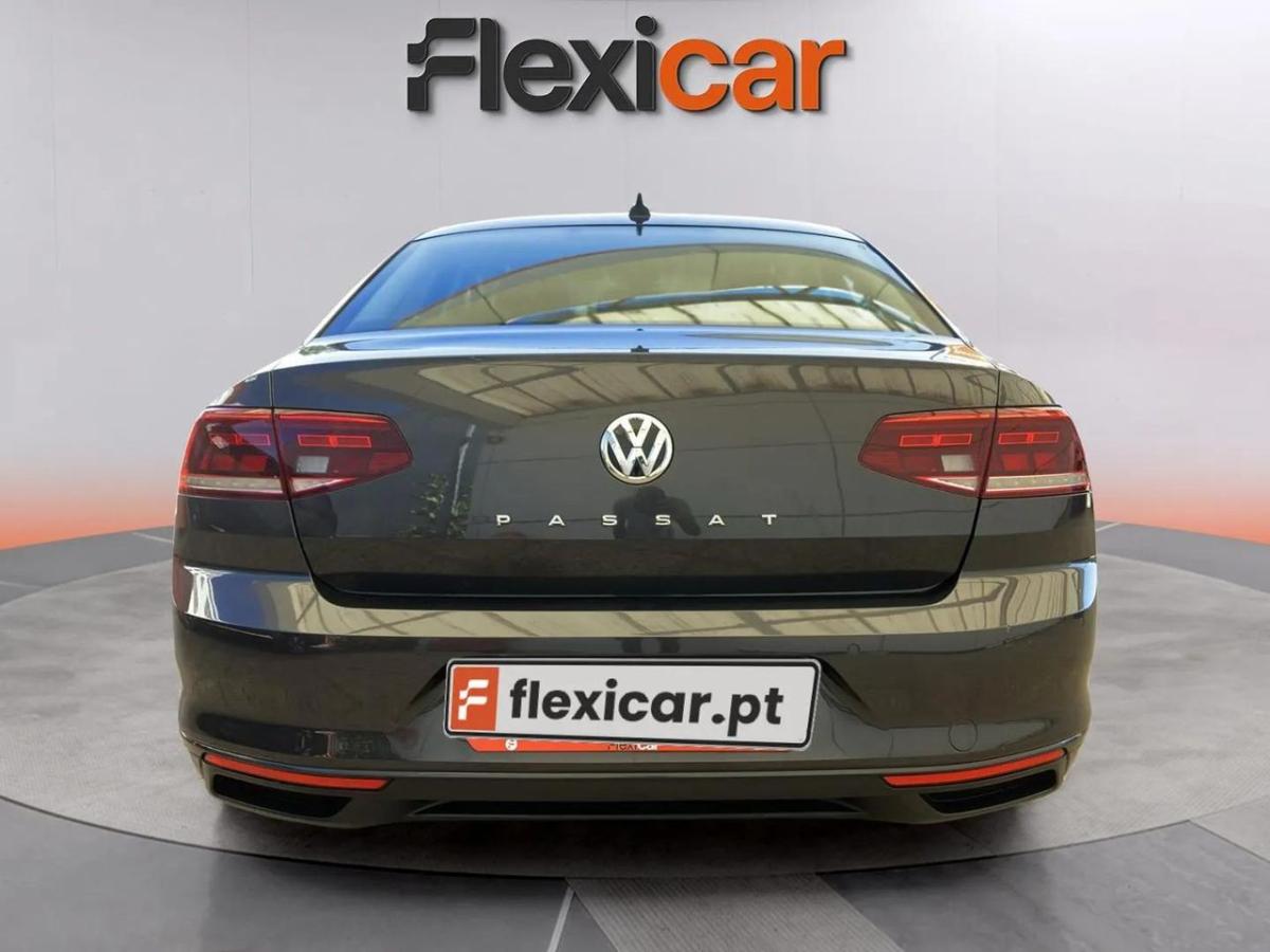 volkswagen-passat-2020-diesel-1598cc