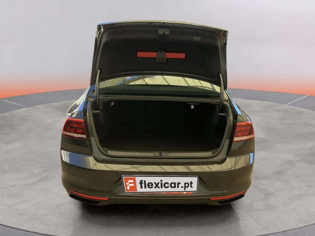 volkswagen-passat-2020-diesel-1598cc