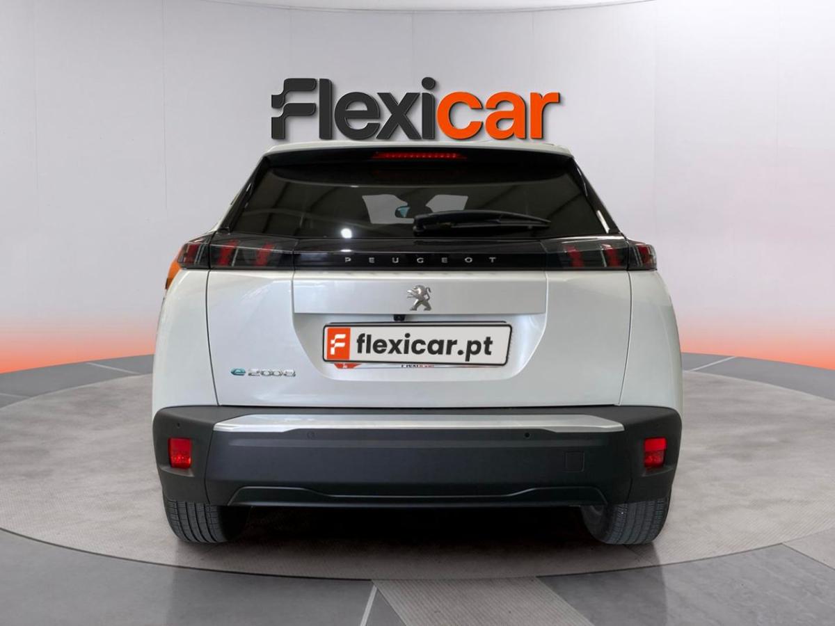 peugeot-2008-2022-eletrico-0cc