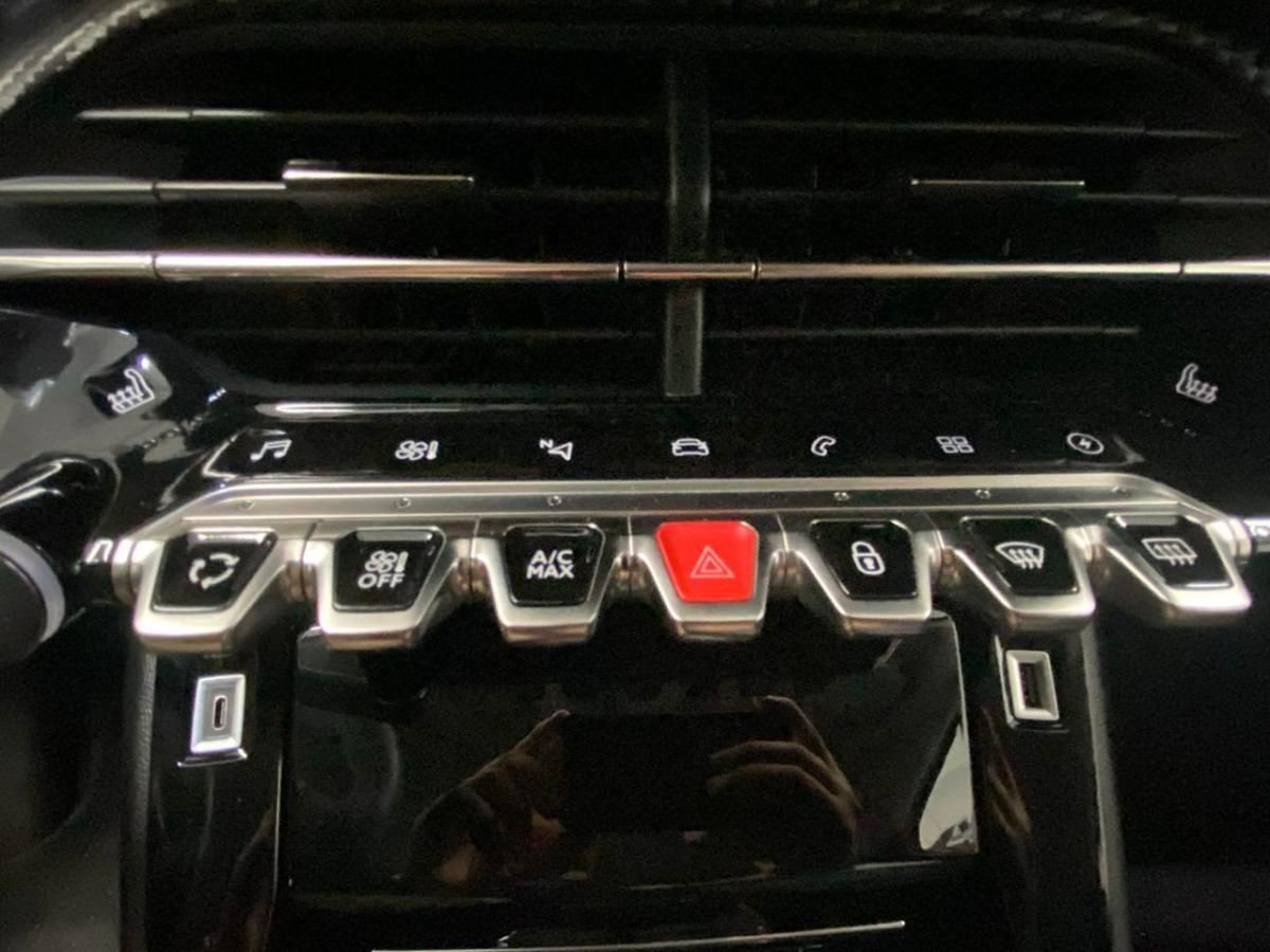 peugeot-2008-2022-eletrico-0cc