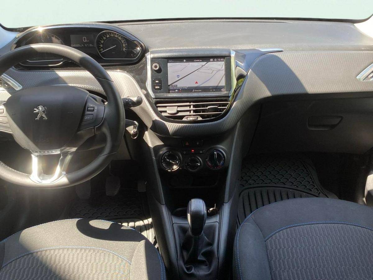 peugeot-208-2019-gasolina-1199cc