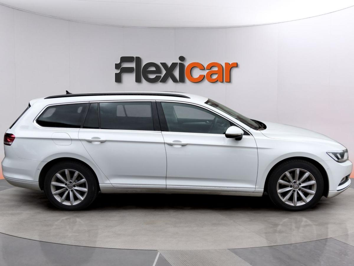 volkswagen-passat-variant-2018-diesel-1968cc