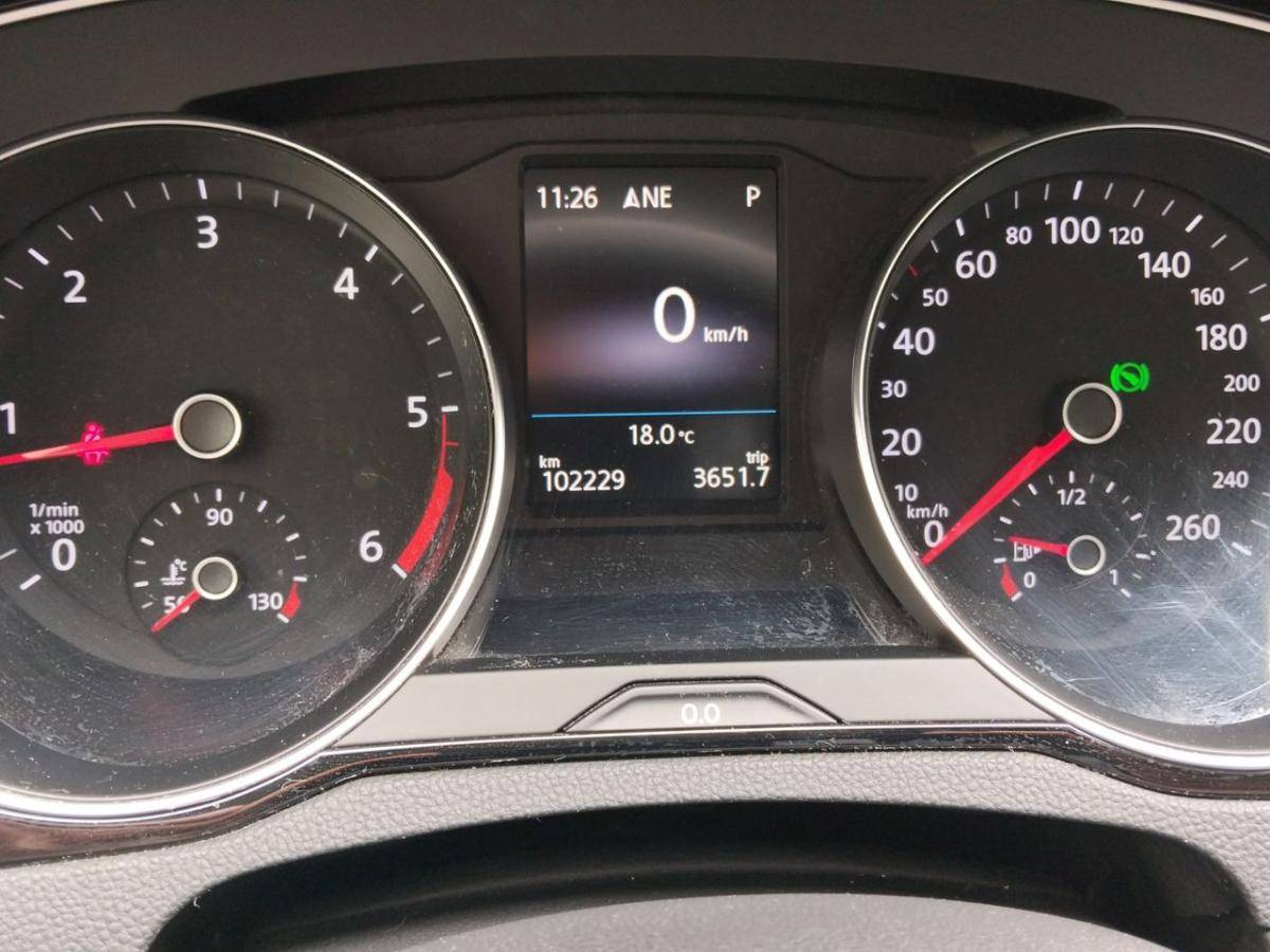 volkswagen-passat-variant-2018-diesel-1968cc