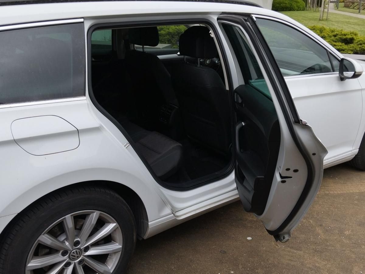 volkswagen-passat-variant-2018-diesel-1968cc