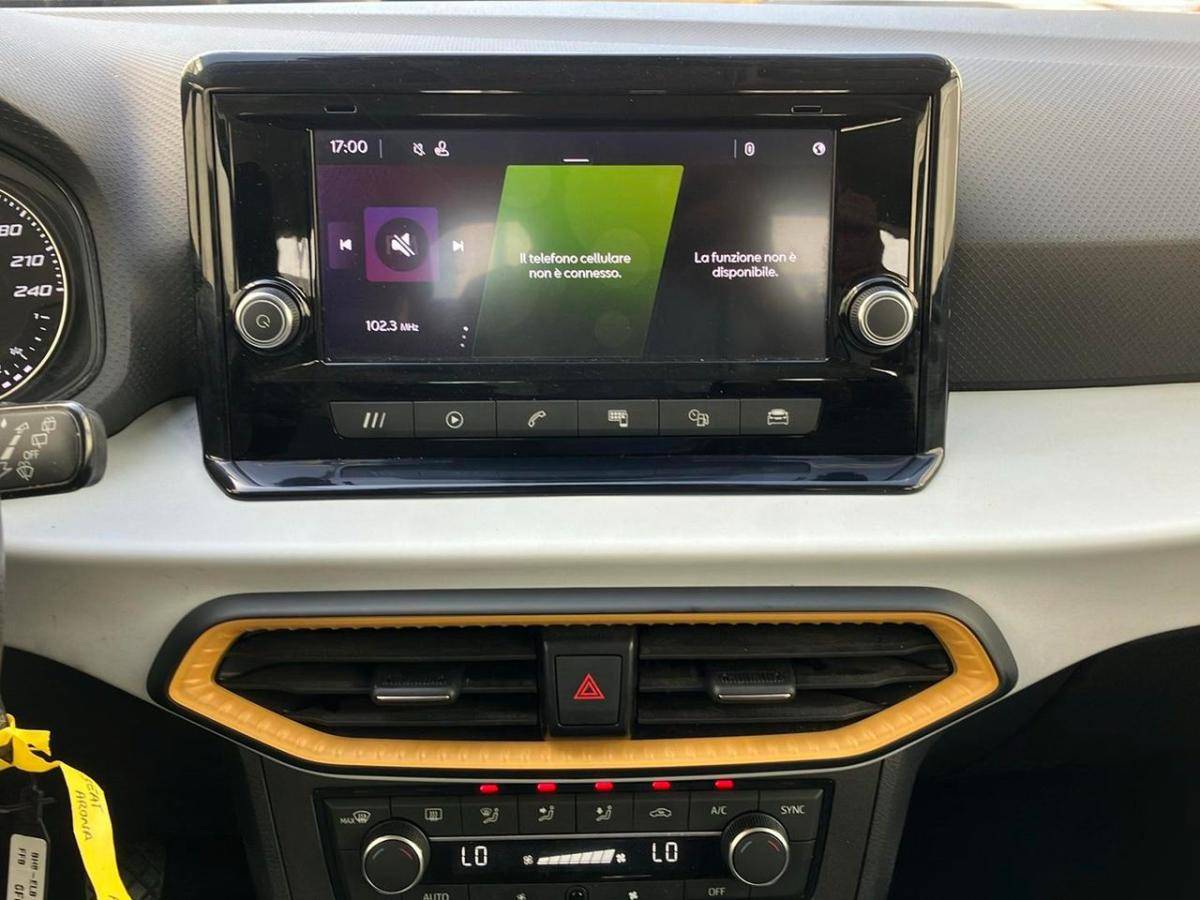 seat-arona-2022-gasolina-999cc