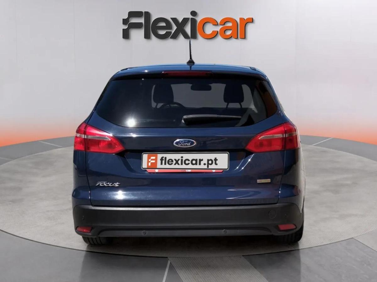 ford-focus-sw-2017-gasolina-998cc