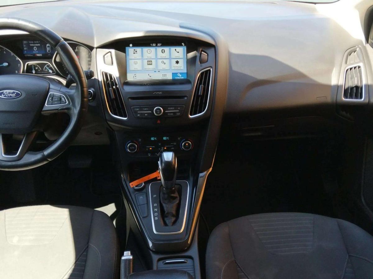 ford-focus-sw-2017-gasolina-998cc