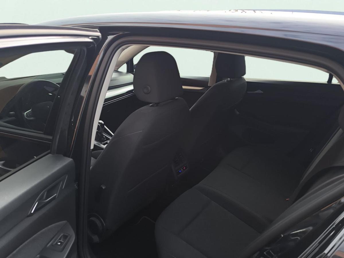 volkswagen-golf-2023-gasolina-999cc