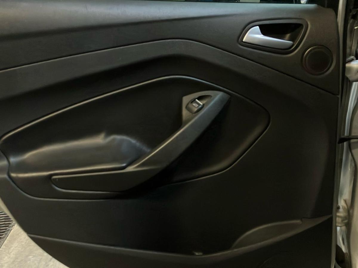 ford-kuga-2016-diesel-1997cc