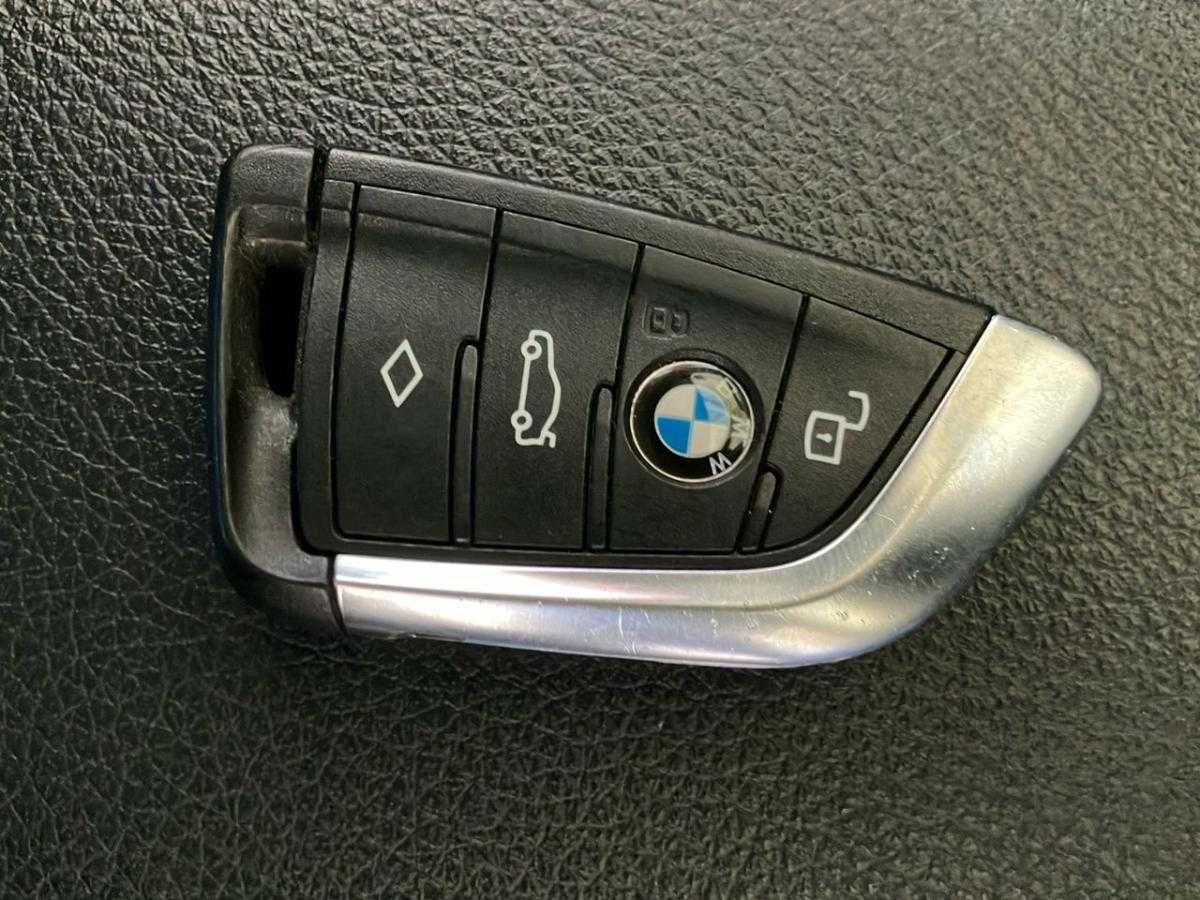 bmw-serie-1-2024-gasolina-1499cc