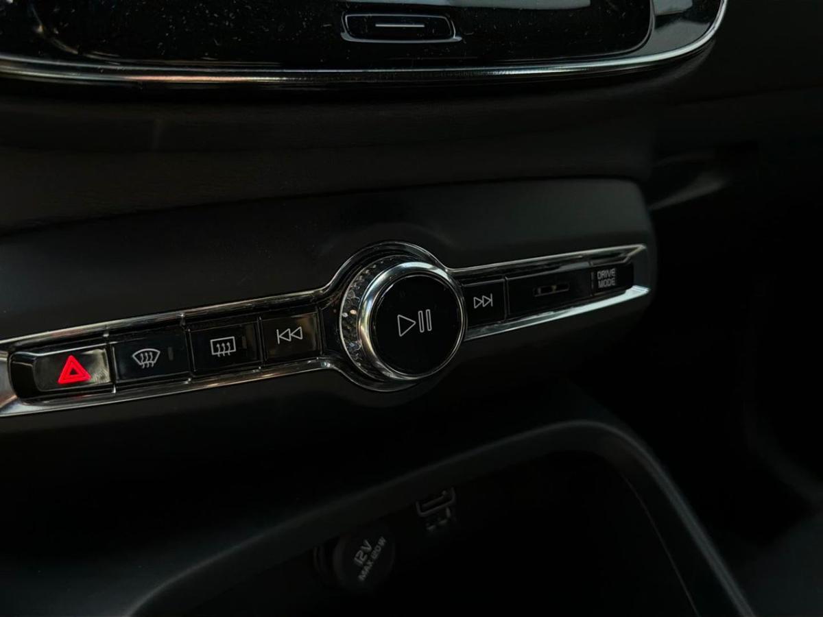 volvo-xc40-2020-diesel-1969cc