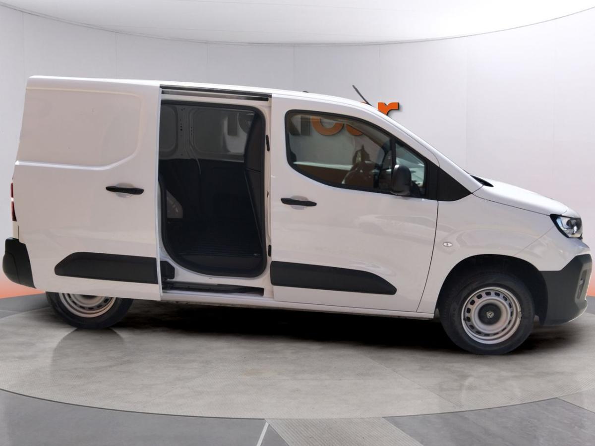 peugeot-partner-2025-diesel-1499cc