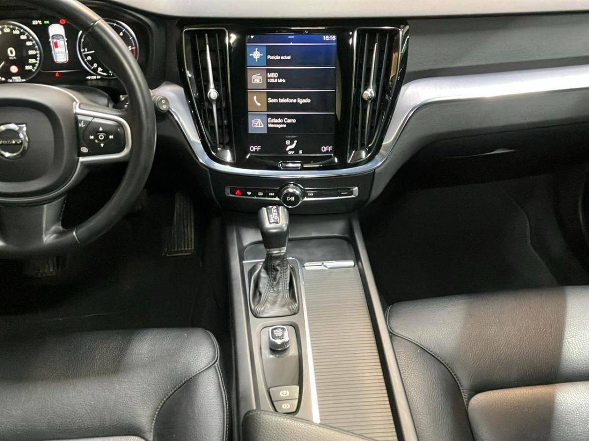 volvo-v60-2018-diesel-1969cc