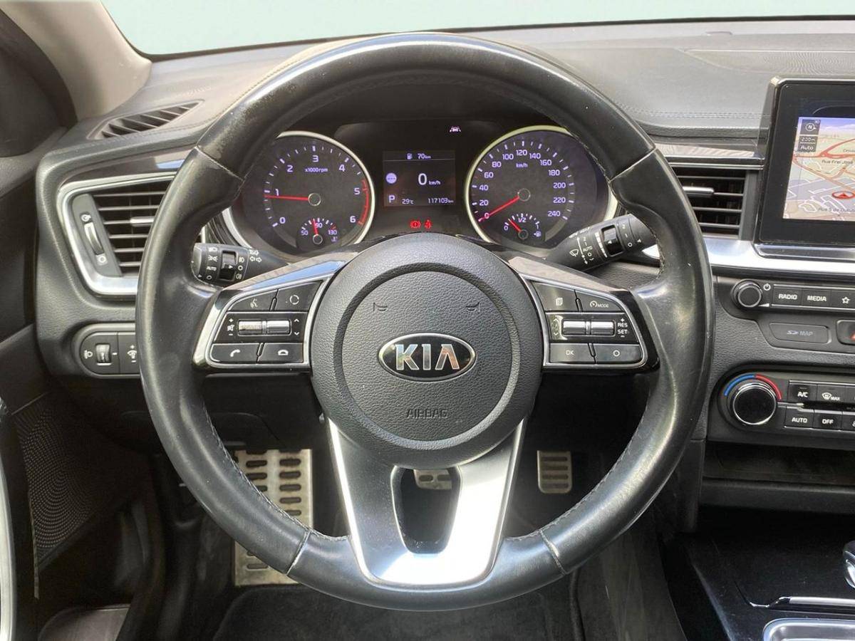 kia-ceed-sw-2018-diesel-1598cc