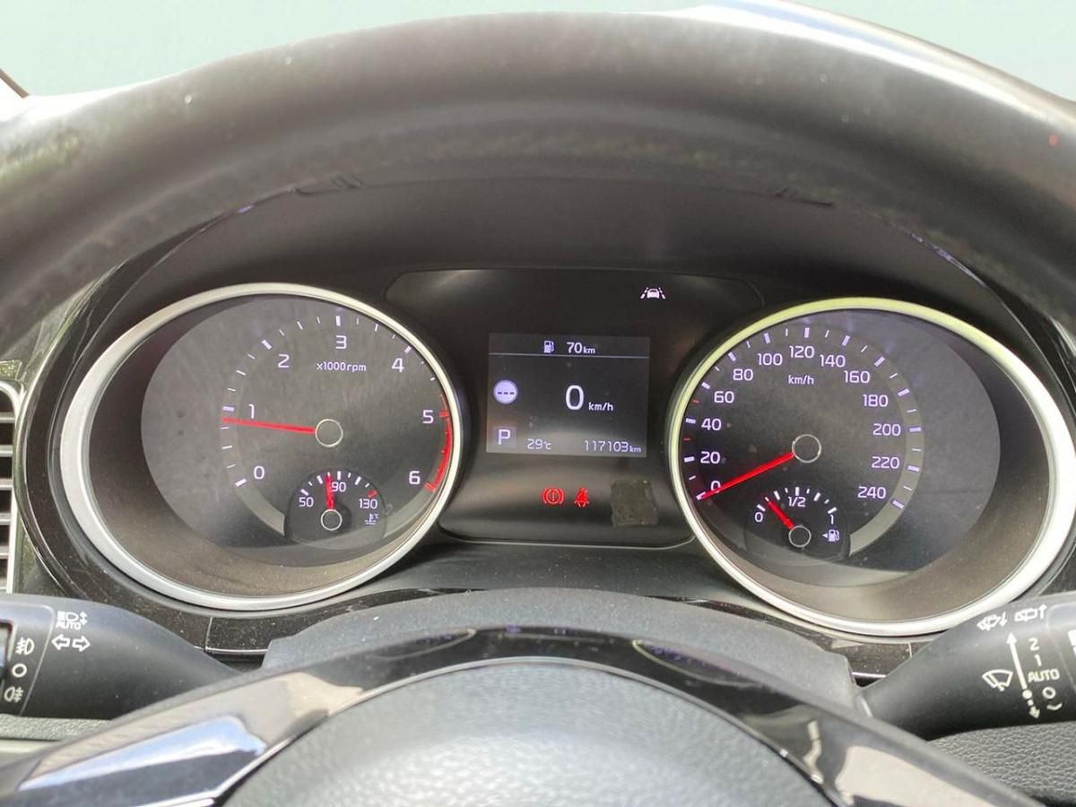 kia-ceed-sw-2018-diesel-1598cc