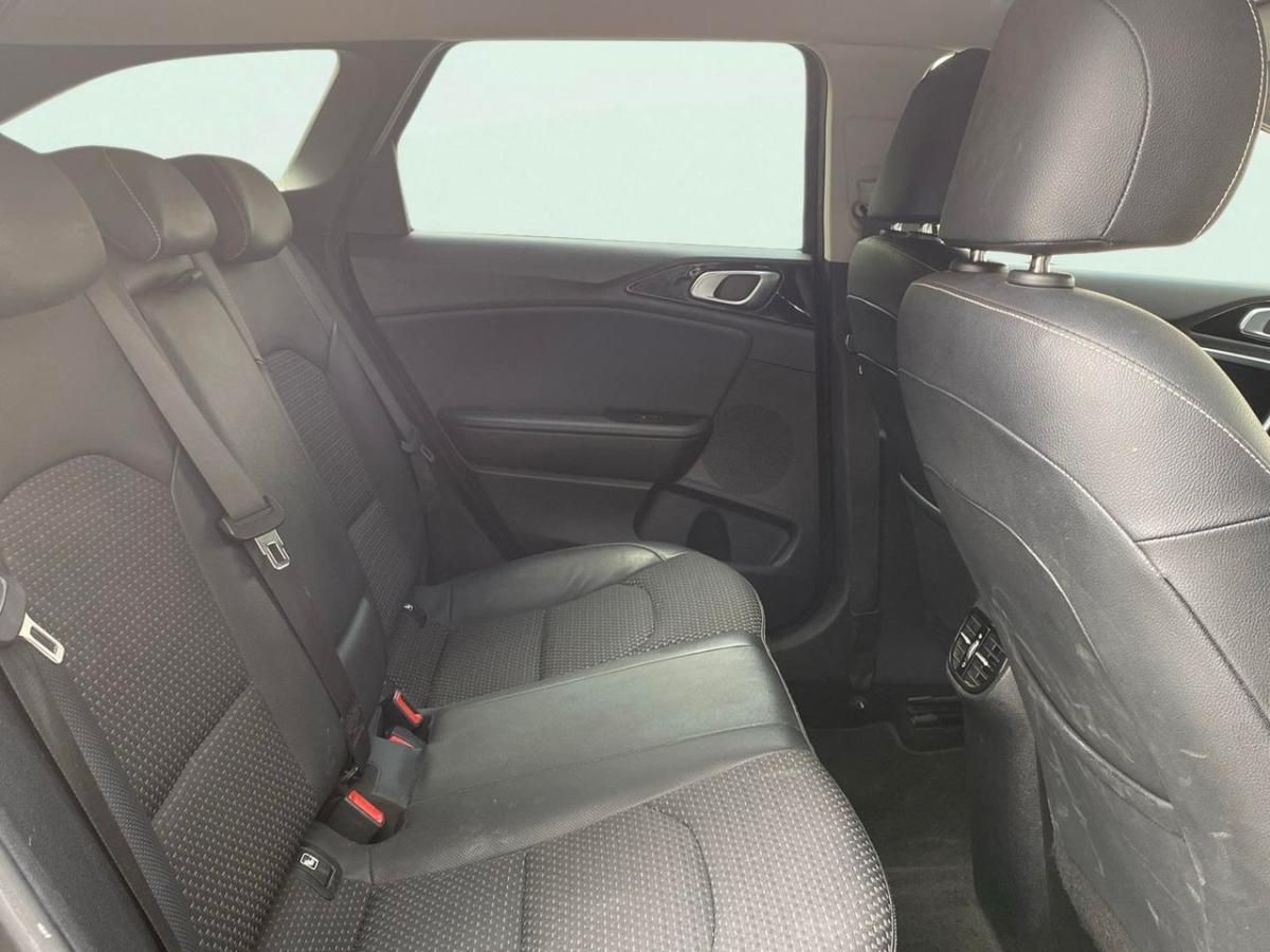 kia-ceed-sw-2018-diesel-1598cc