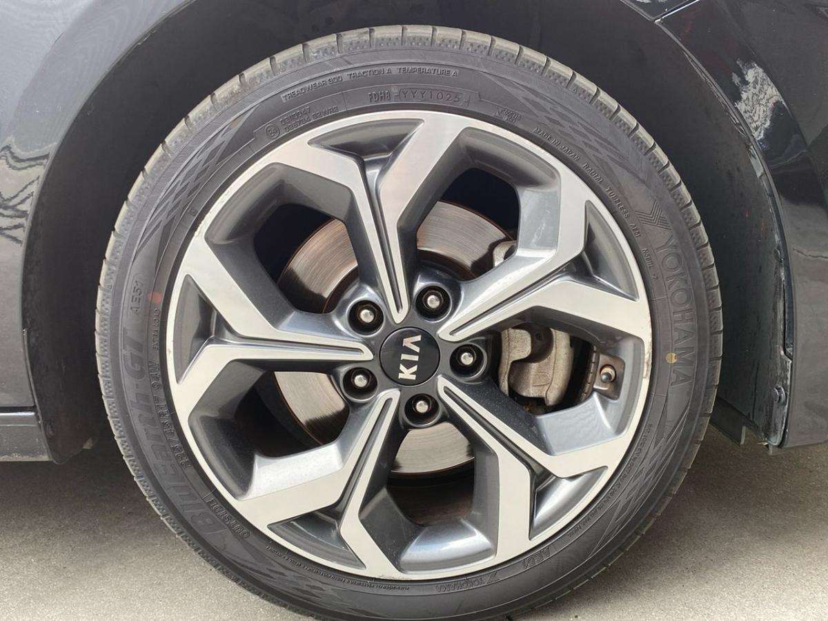 kia-ceed-sw-2018-diesel-1598cc